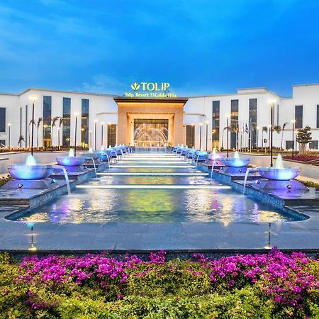 Tolip Resort El Galala Hills Ain Sukhna Exterior foto The main entrance of the resort