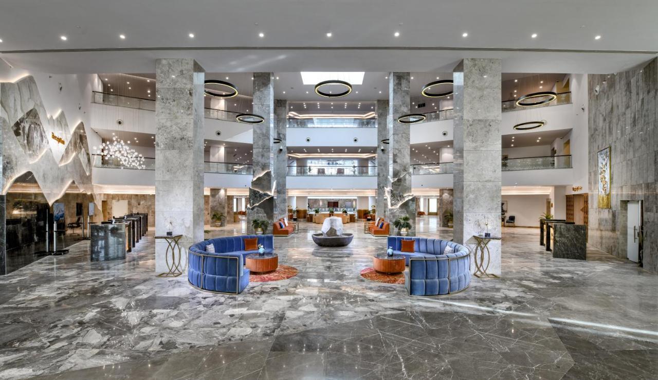 Tolip Resort El Galala Hills Ain Sukhna Exterior foto The lobby of the hotel
