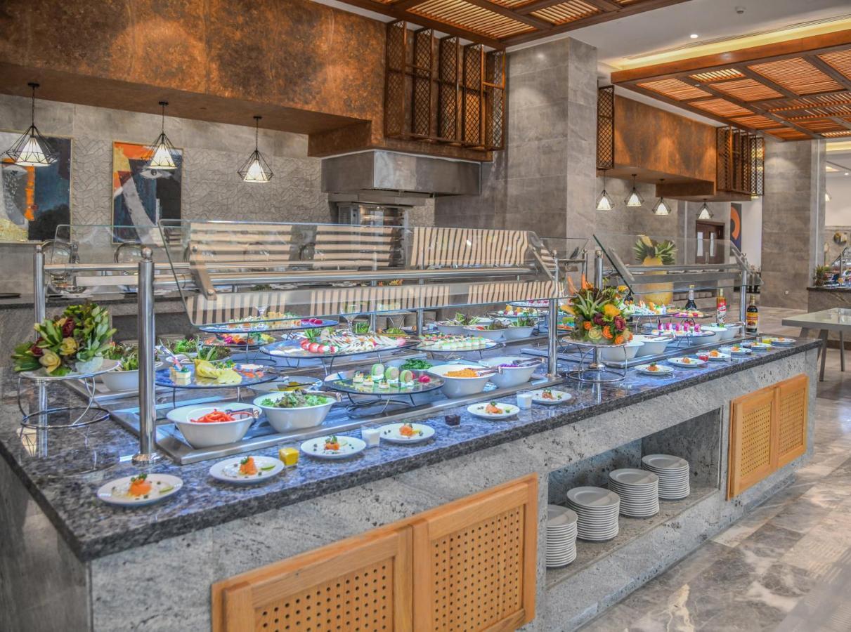 Tolip Resort El Galala Hills Ain Sukhna Exterior foto A salad bar
