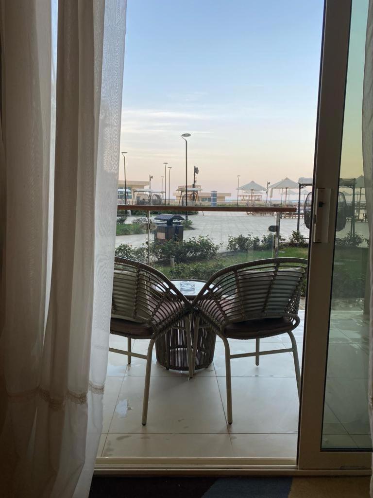 Tolip Resort El Galala Hills Ain Sukhna Exterior foto View from a hotel room