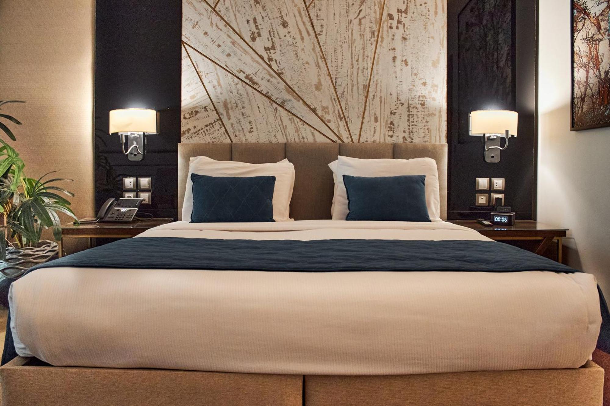 Tolip Resort El Galala Hills Ain Sukhna Exterior foto A bedroom at the hotel